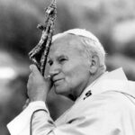 ആദ്യ നൂറ്റാണ്ടുകളിൽ എപ്രകാരമാണ് ബലിയർപ്പിച്ചിരുന്നത്?