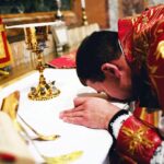 ആമുഖ ഗാനത്തിന്റെ അർത്ഥമെന്താണ്?